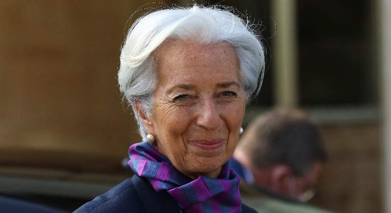christine-lagarde-presidenta-bce-panuelo-sonrisa-30marzo2022-reuters-770x420.jpg
