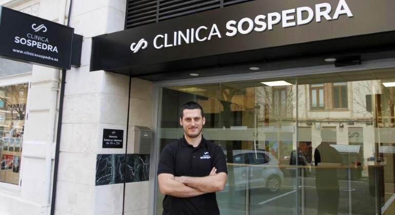 Jordan Sospedra en su nueva clnica GUILLERMO LUCAS