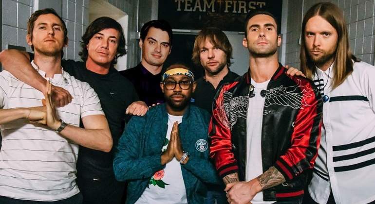 maroon-5-fb-770.jpg