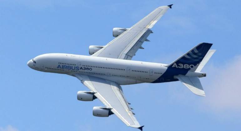 airbus-a380-viraje.jpg