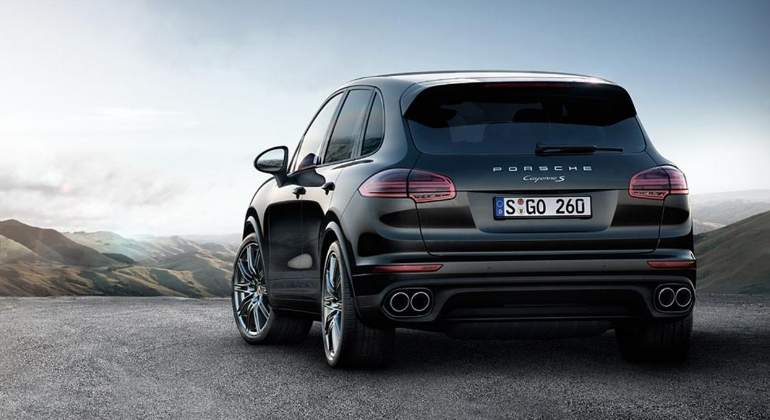 porsche-cayenne-s-PlatinumEdition-2017-02.jpg