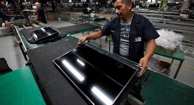 Manufacturas-junio-Reuters.JPG