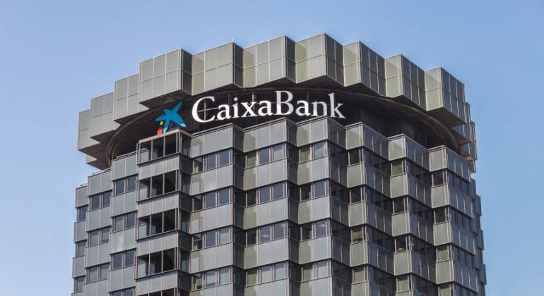 Caixabank-cielo-azul.jpg