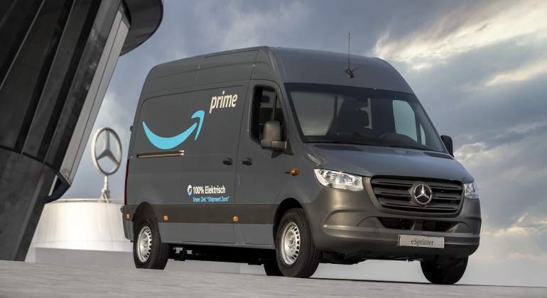 mercedes-benz-vans-amazon.jpg