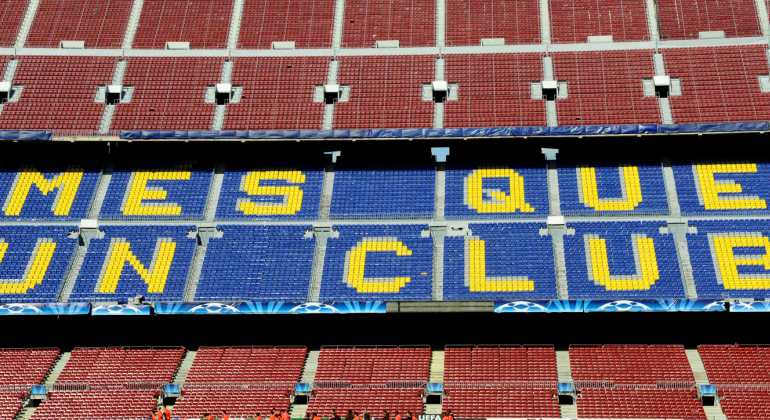 ESTADIO CAMP NOU.jpg