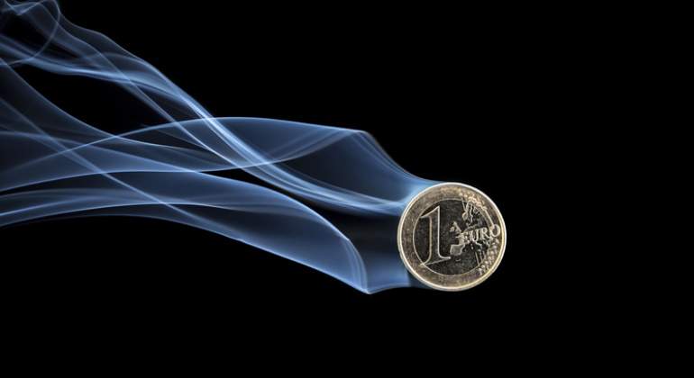 euro-moneda-estela-fondo-negro-getty-770x420.jpg