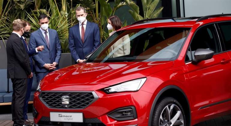seat-martorell-acto-baterias-sanchez-rey-maroto-efe.jpg