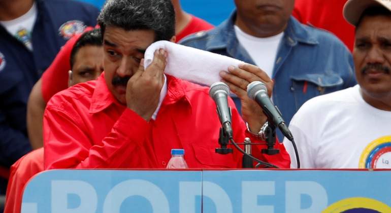 maduro-toalla-reuters.jpg