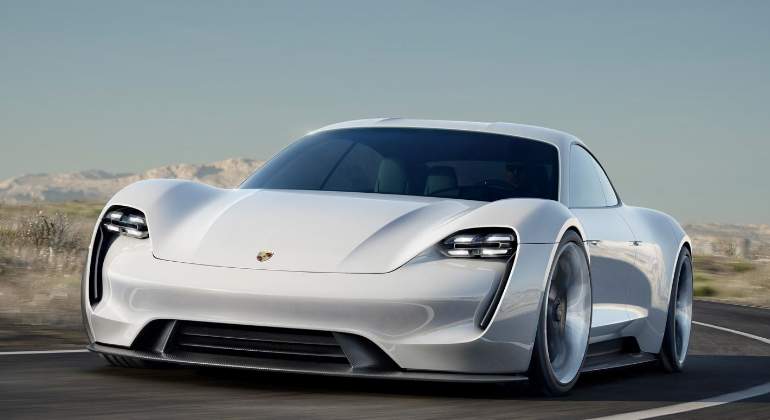 porsche-mission-e-01.jpg