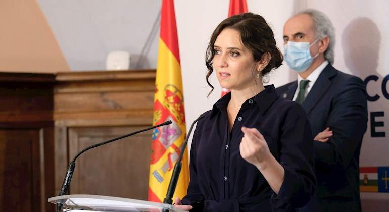 ayuso-31jul20-efe.jpg