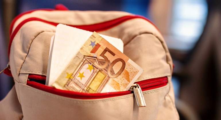 mochila-austriaca-dinero-dreams.jpg