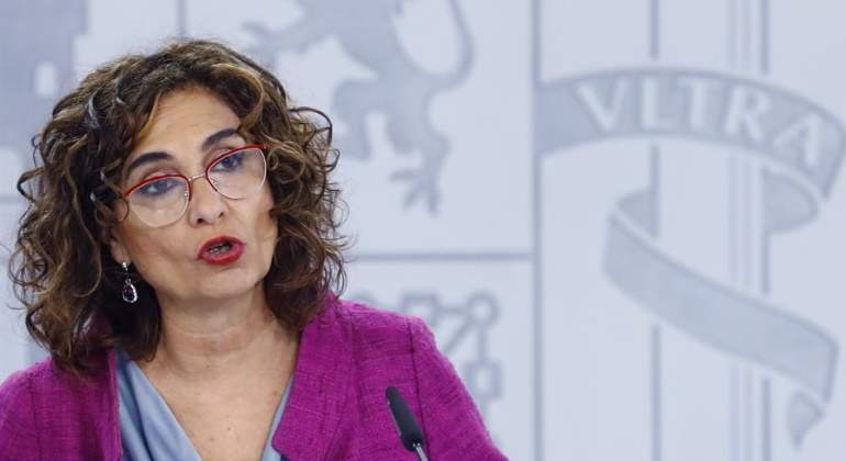 maria-jesus-montero-ministra-hacienda-portavoz-CMin-27octubre2020-efe-770x420.jpg