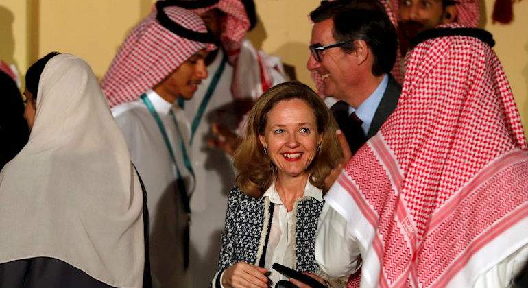 g20-calvino-nadia-efe.jpg