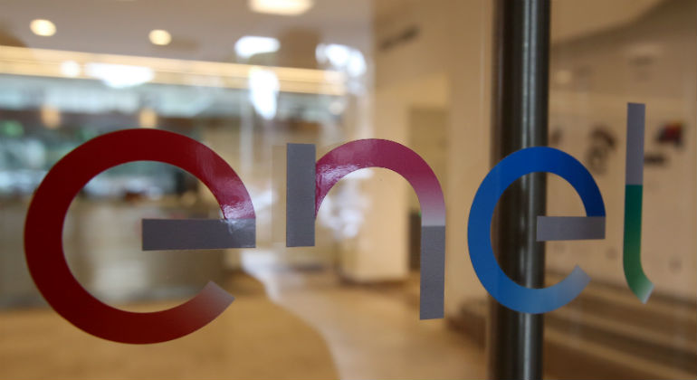 enel-puertas.jpg