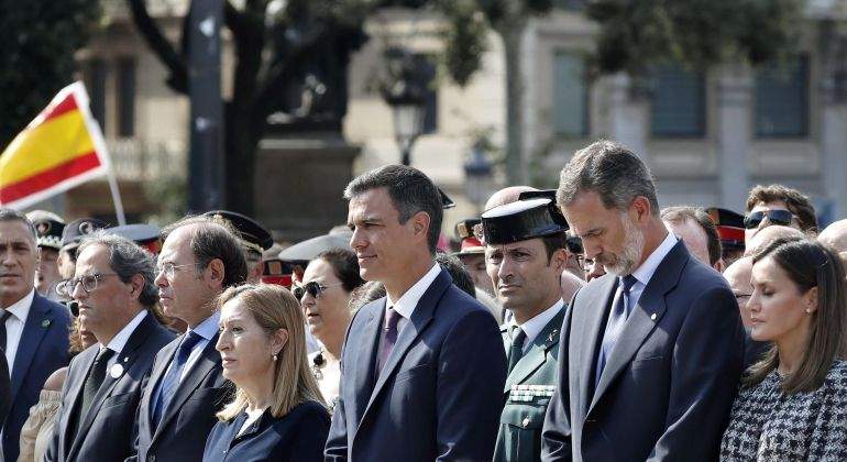 rey-felipe-pedro-sanchez-torra-homenaje-17a-efe.jpg