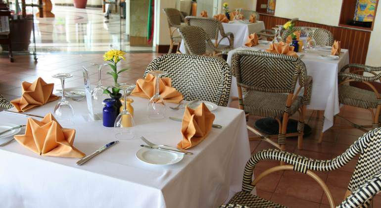 restaurante-mesa-770-dreams.jpg