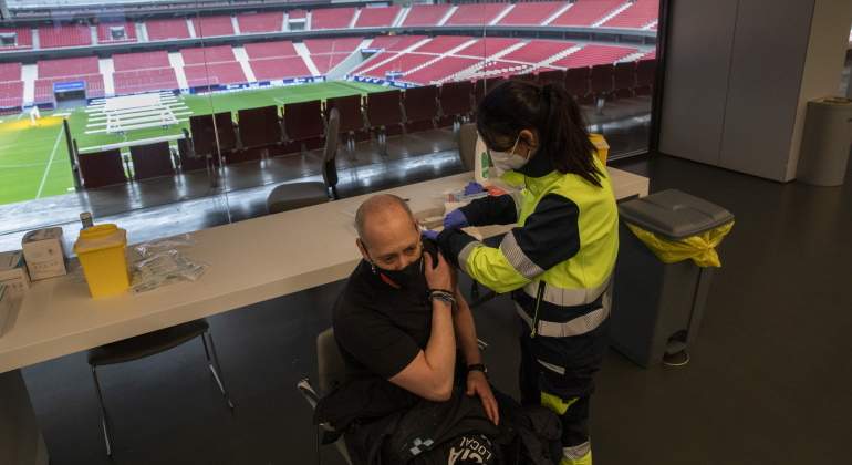 vacunacion-wanda-metropolitano-madrid-getty.jpg