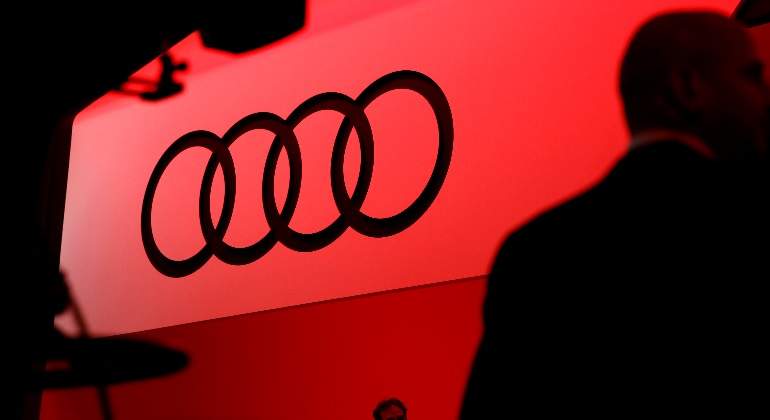 audi-logo-fondo-rojo-reuters-770x420.jpg