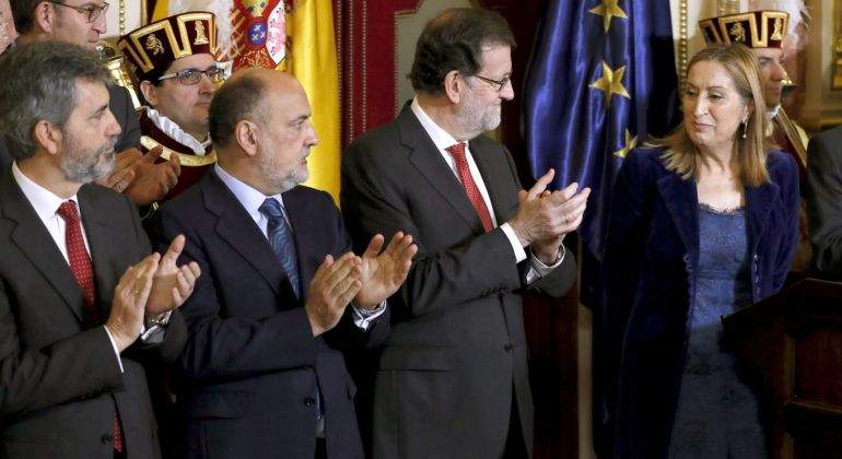 anapastor-rajoy-autoridades-efe.jpg