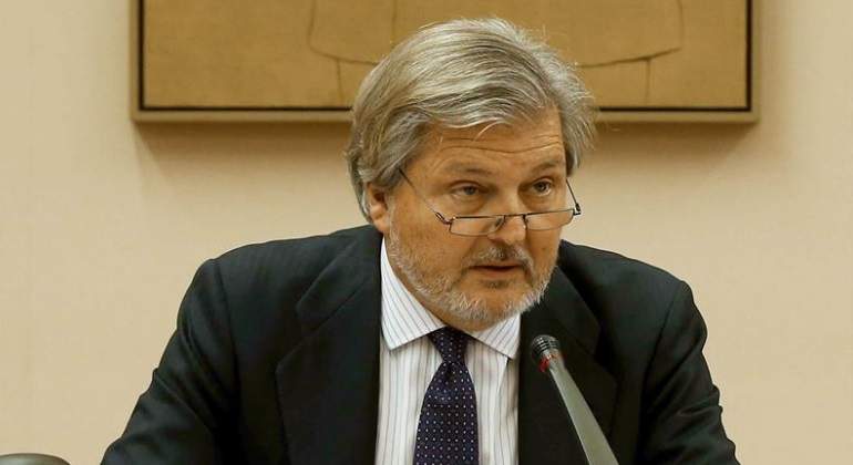 mendez-de-vigo-comision-congreso-efe.jpg