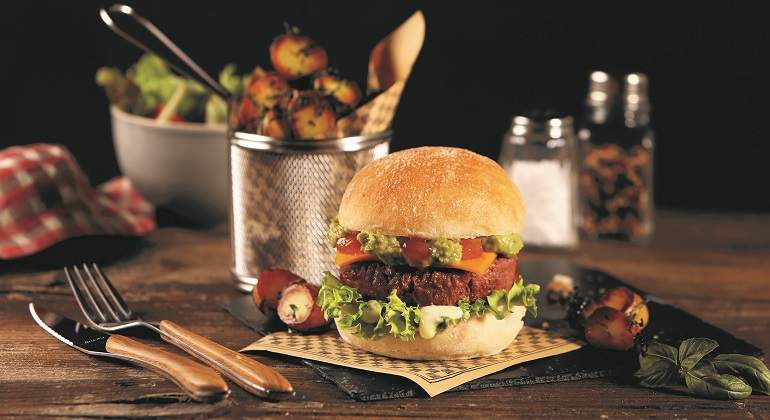 THE-MAGIC-BURGER-1.jpg