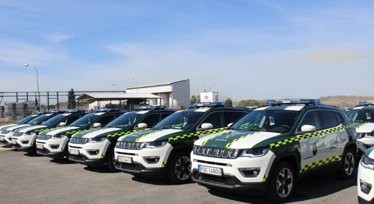guardia-civil-agrupacion-trafico-jeep.01.jpg