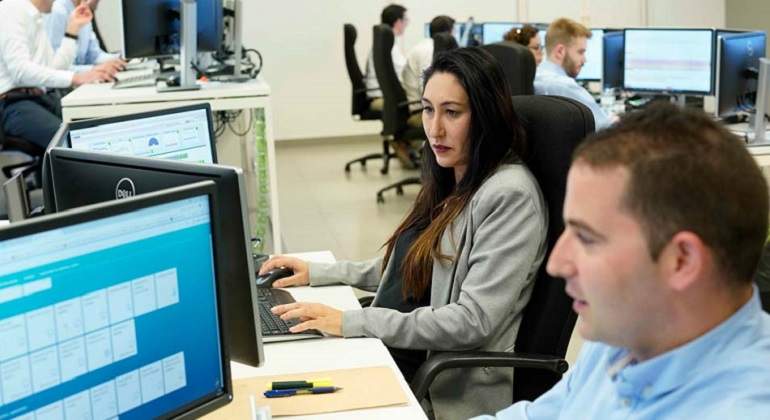 personal-departamento-informatica-mercadona.jpg
