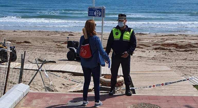 coronavirus-playa-policia-ep.jpg