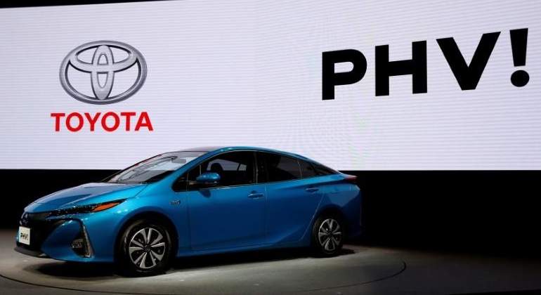 toyota-prius-enchufable-reuters.jpg
