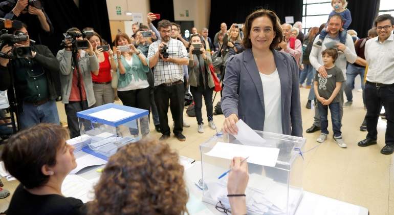 colau-vota-26-m-efe.jpg