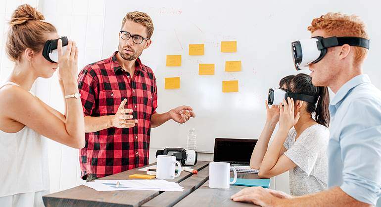 realidad-virtual-jovenes-770-istock.jpg