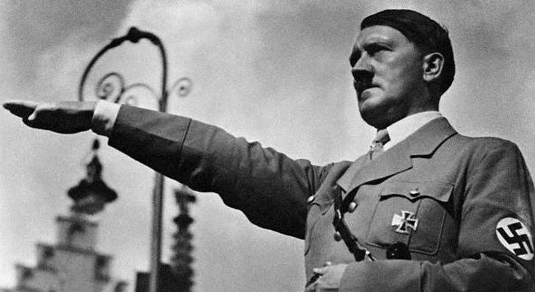 adolf-hitler.jpg