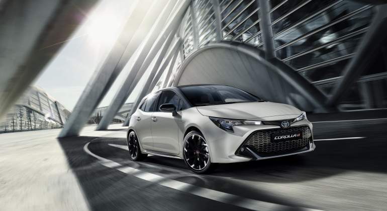 toyota-corolla-gr-sport-2020.jpg
