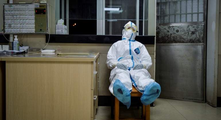 coronavirus-medico-descanso-reuters.jpg