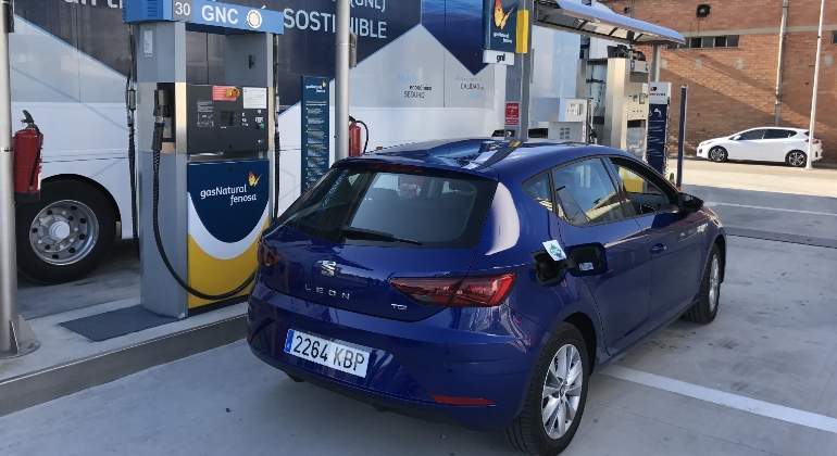 seat-leon-gnc.jpg