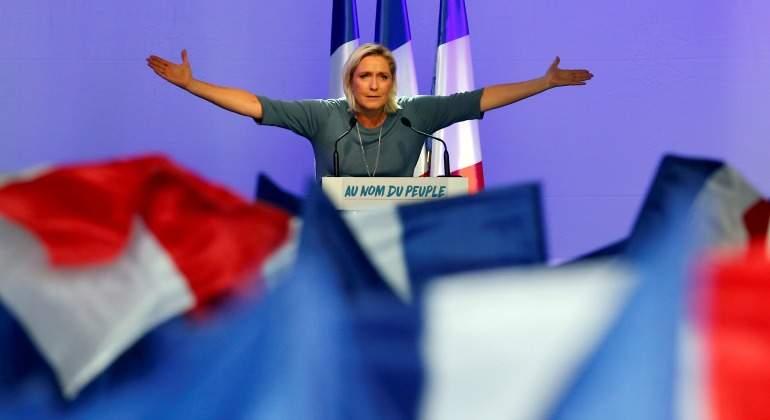 marine-le-pen-banderas-770-reuters.jpg