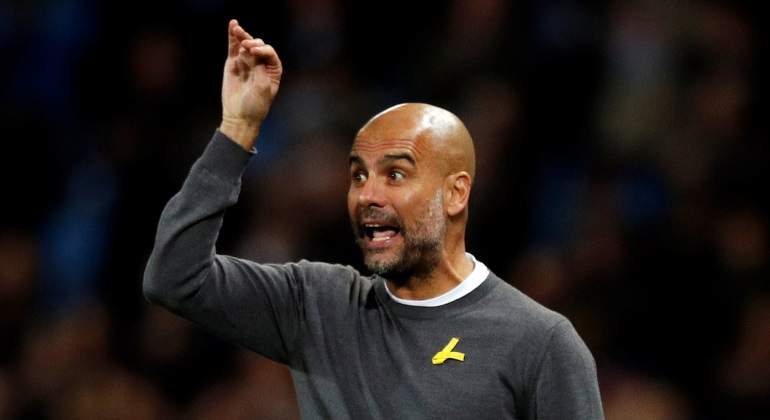 guardiola-feyenoord-gesto-reuters.jpg