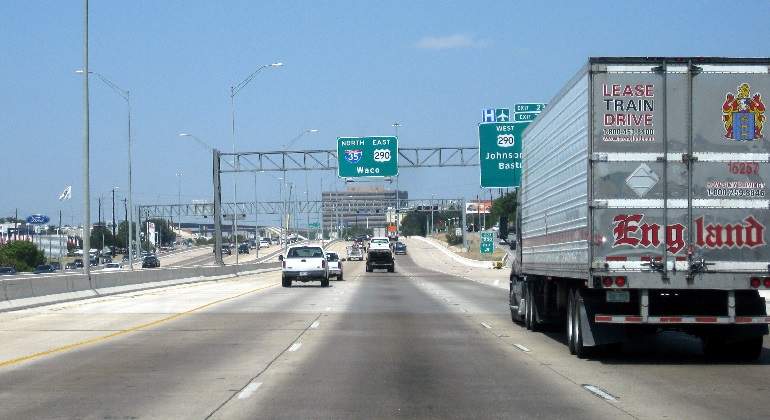 ferrovial-autopista-texas-eeuu-eE-770x420.jpg