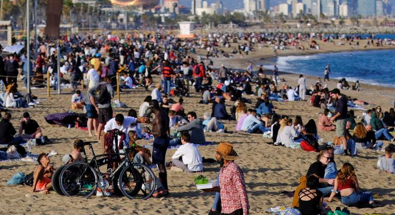 barcelona-playa-coronavirus-reuters.jpg