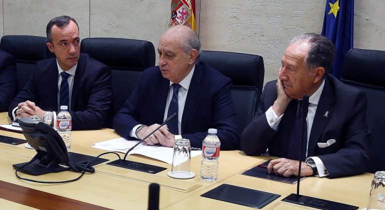 fernandez-diaz-ministro.jpg