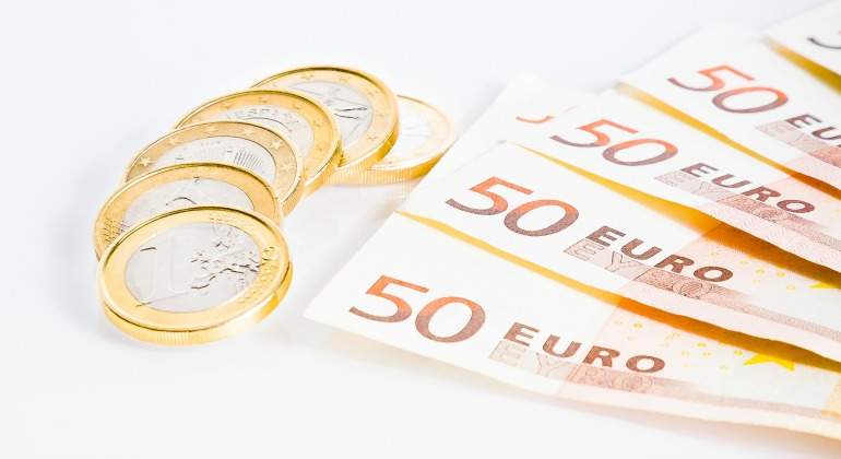 euros-monedas-billetes-dreamstime.jpg