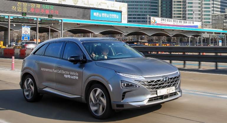 hyundai-nexo-autonomo-2018-01.jpg
