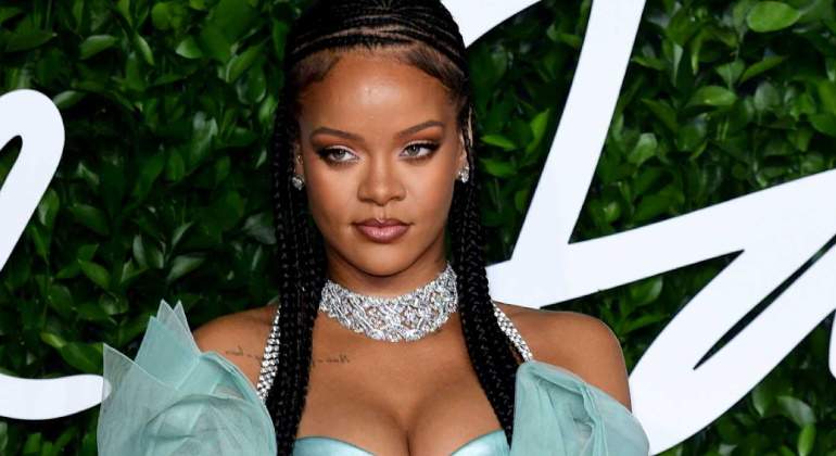 rihanna-forbes770.jpg