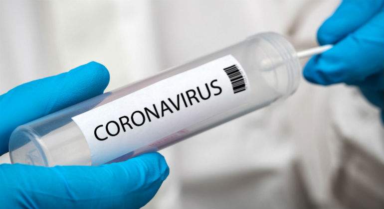 coronavirus-guantes-alamy.jpg