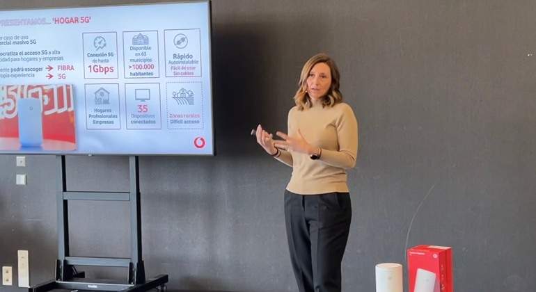 julia-velasco-Vodafone.jpg
