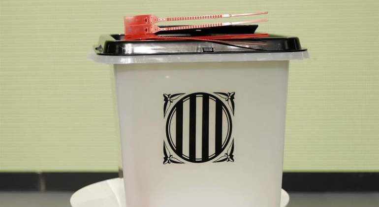 urna-referendum-cataluna-efe.jpg