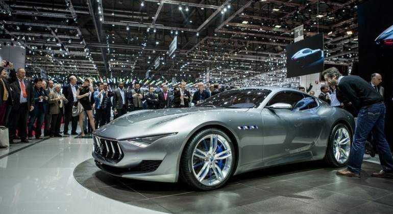 maserati-alfieri-2017-01.jpg