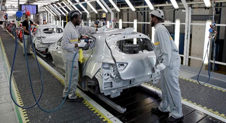 coche-fabrica-reuters.jpg
