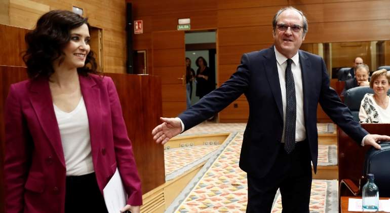 ayuso-gabilondo-asamblea-madrid-efe.jpg