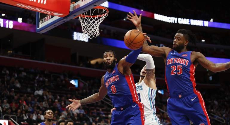 willy-hernangomez-detroit-usatoday.jpg